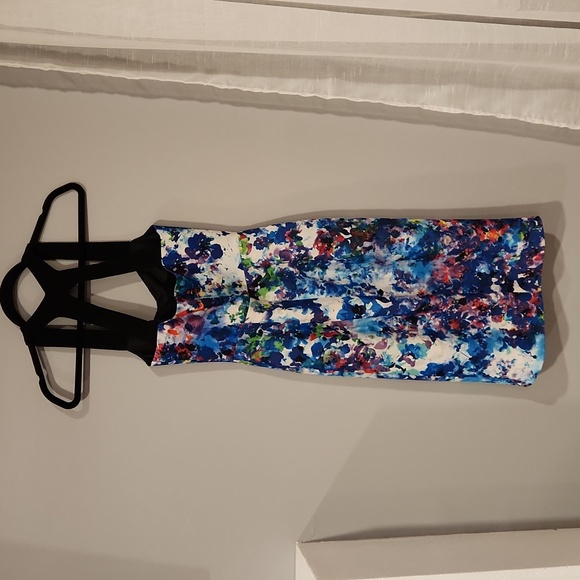 ⭕️ PRICE FIRM Black Halo Lopez Floral Multicolored Halter Dress Size 0 - Picture 6 of 6